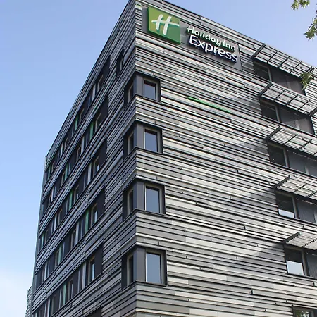 Express Centre By Ihg 3*